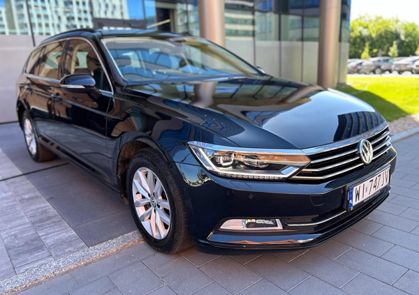 Volkswagen Passat cena 74990 przebieg: 62000, rok produkcji 2019 z Kraków małe 742